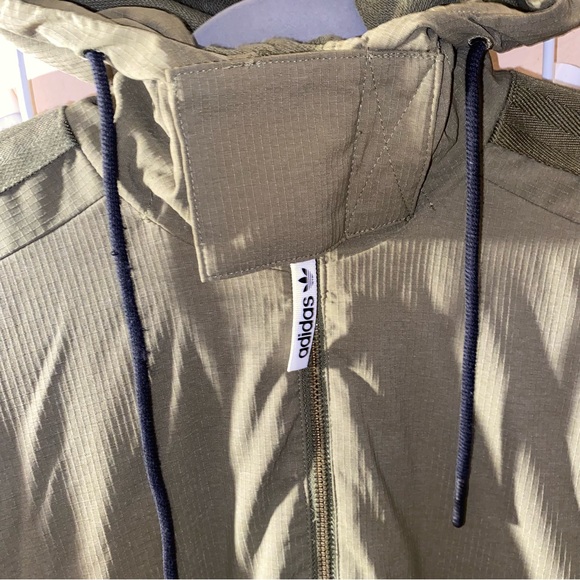 adidas Originals Brand Pack Pull Over Hoodie In Green - Picture 5 of 10